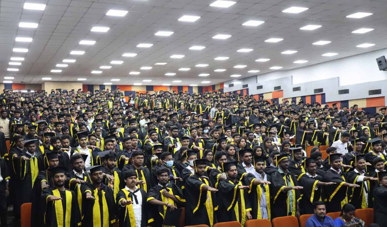 Hyderabad: MLRIT holds 14th Graduation Day