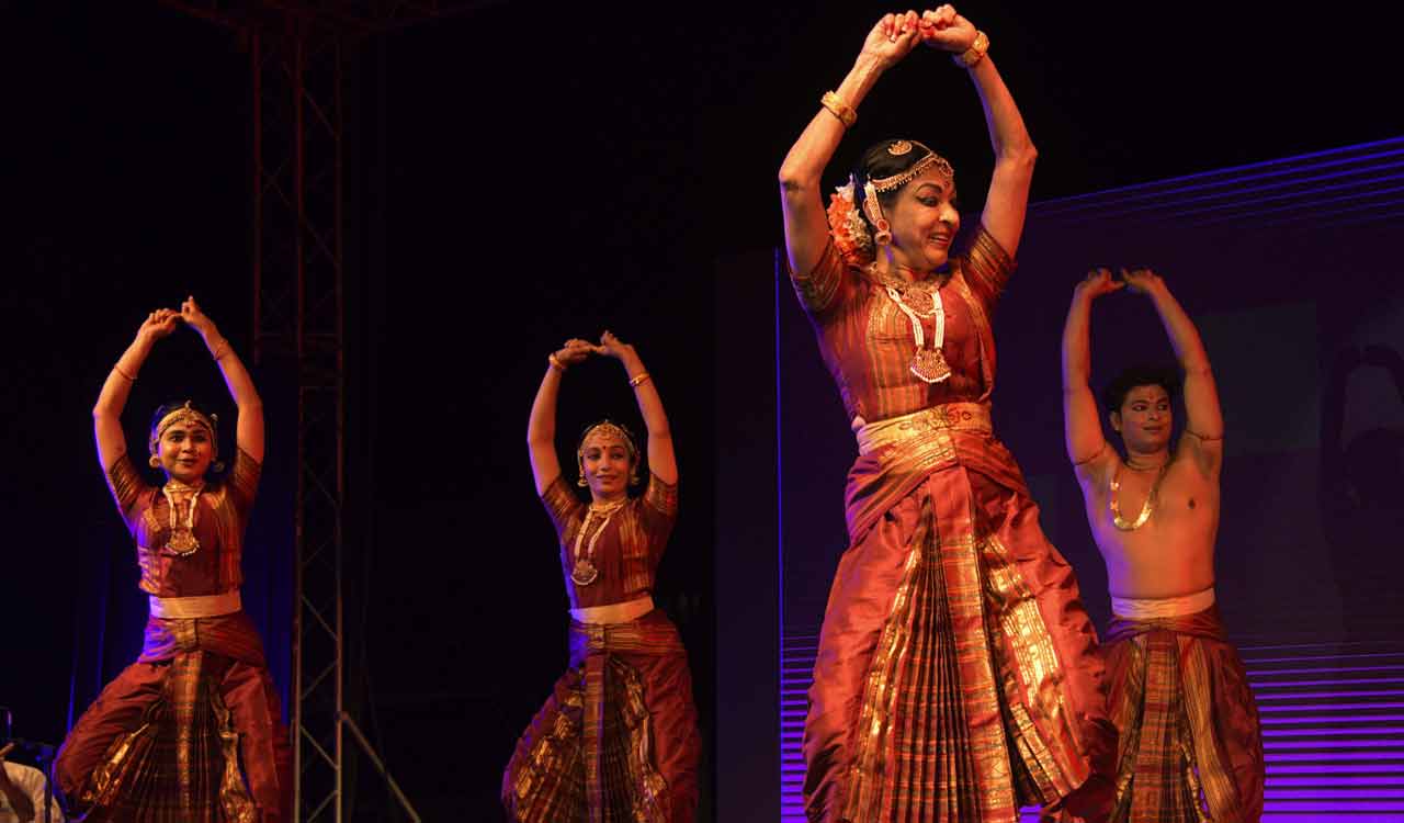 Warangal: Mallika Sarabhai denied permission by Centre to perform at Ramappa Temple