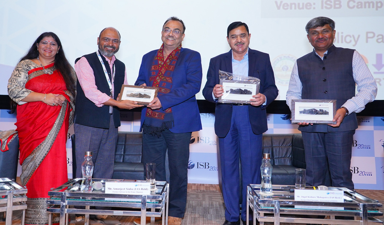 Three-day Public Policy Dialogues: Bridging Research and Practice commences at ISB