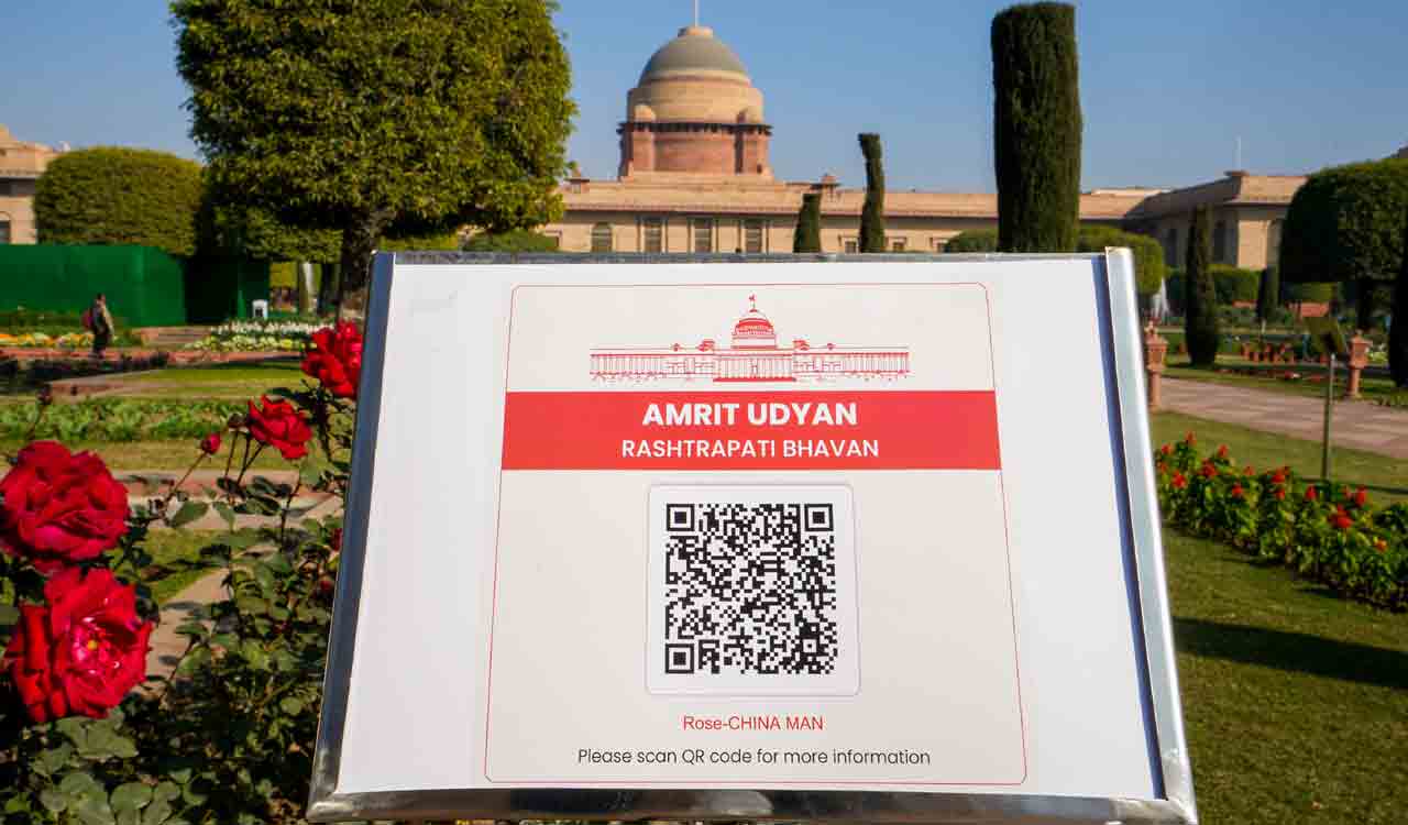 Rashtrapati Bhavan’s Mughal Gardens renamed as ‘Amrit Udyan’