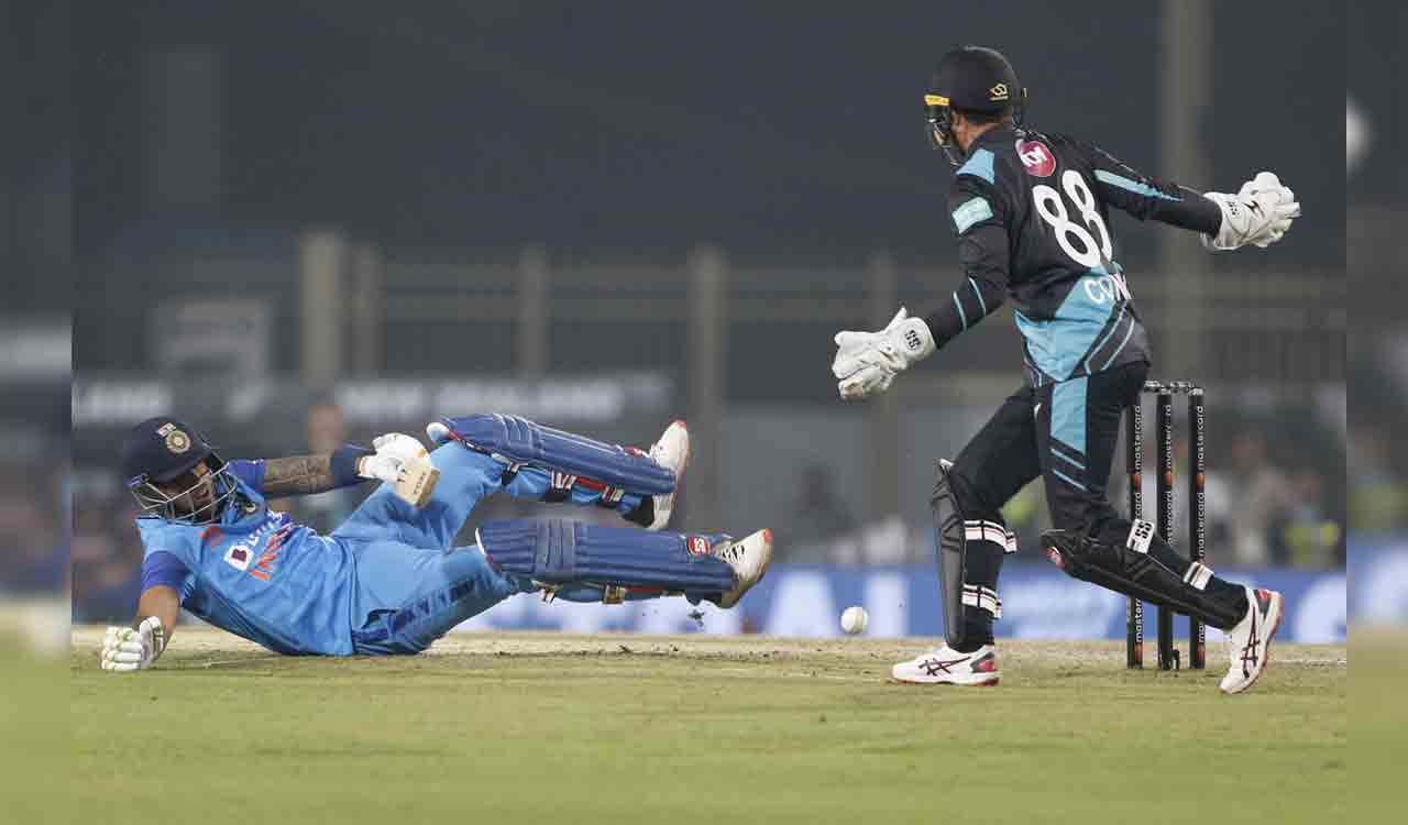New Zealand outplay India by 21 runs in first T20I