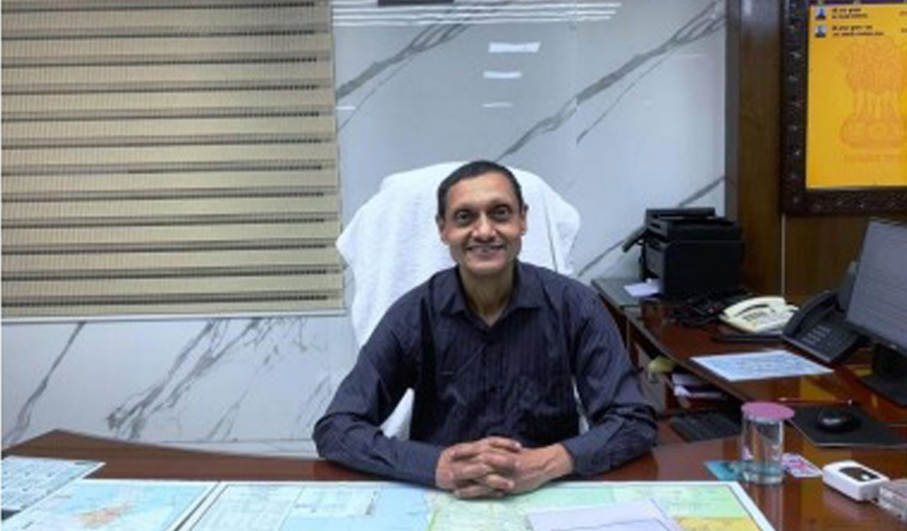 Pranjeev Saxena assumes charge as Commissioner of Railway Safety