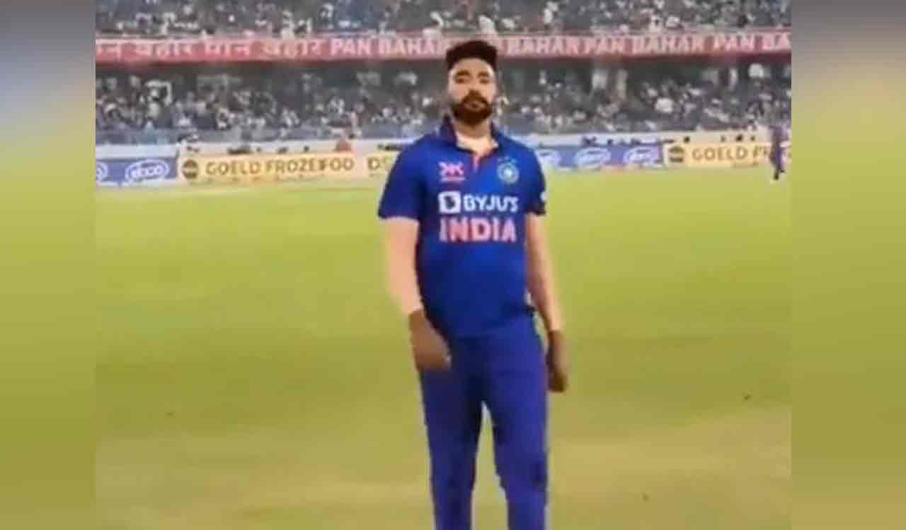 Watch: Hyderabad fans’ unique chant for Mohammad Siraj at stadium goes viral