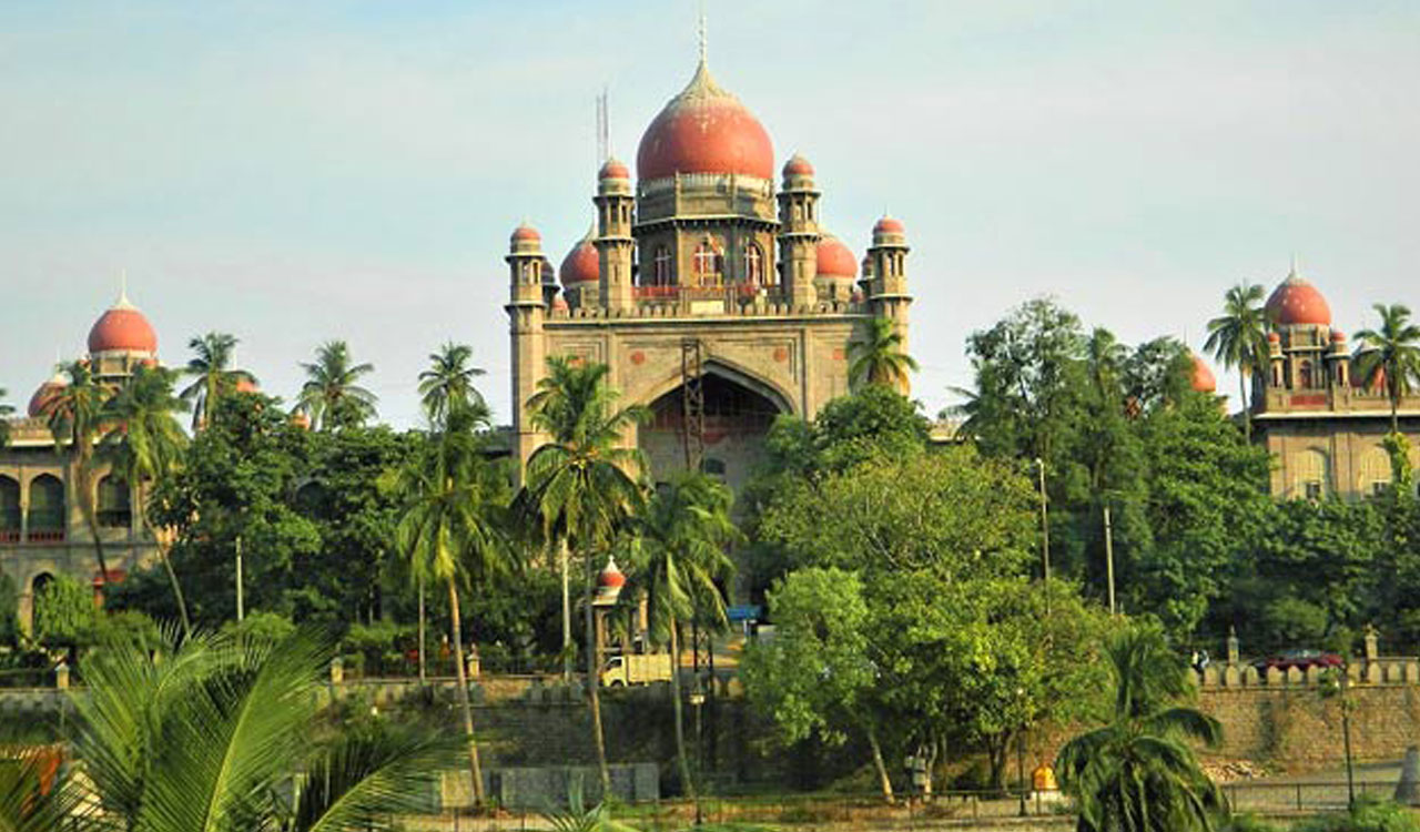 Telangana HC quashes CAT order on Chief Secretary Somesh Kumar