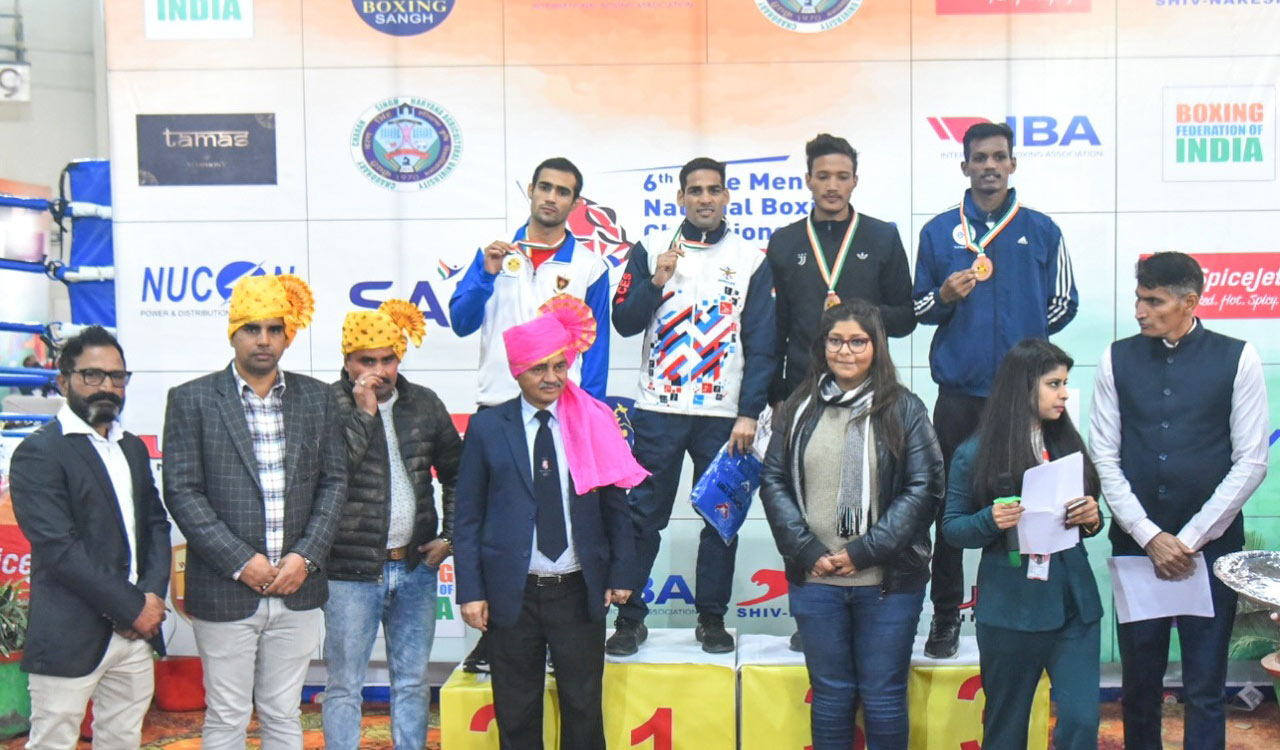 Hussamuddin clinches gold at National Boxing Championships