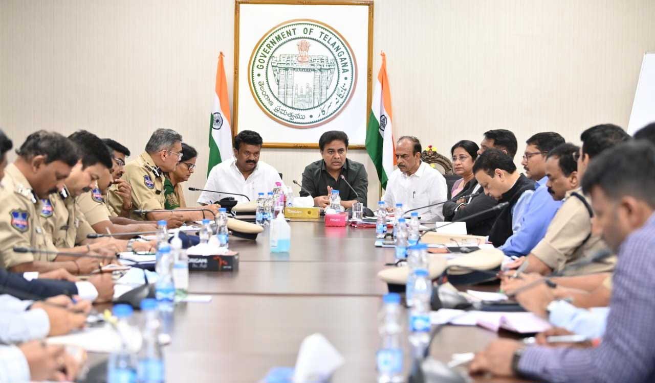 Telangana govt announces Rs 5 lakh ex-gratia to three Secunderabad fire victim families