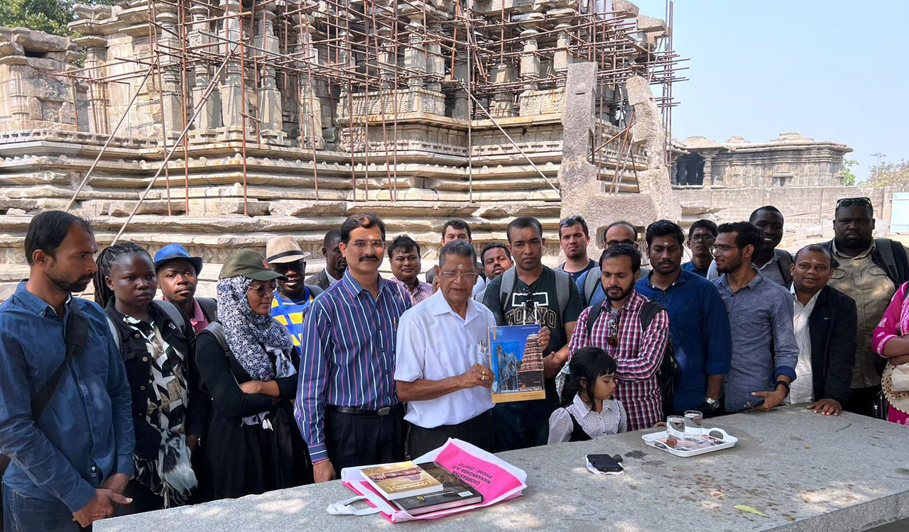 Telangana: Trainee geologists from 10 countries visit Kakatiya temples