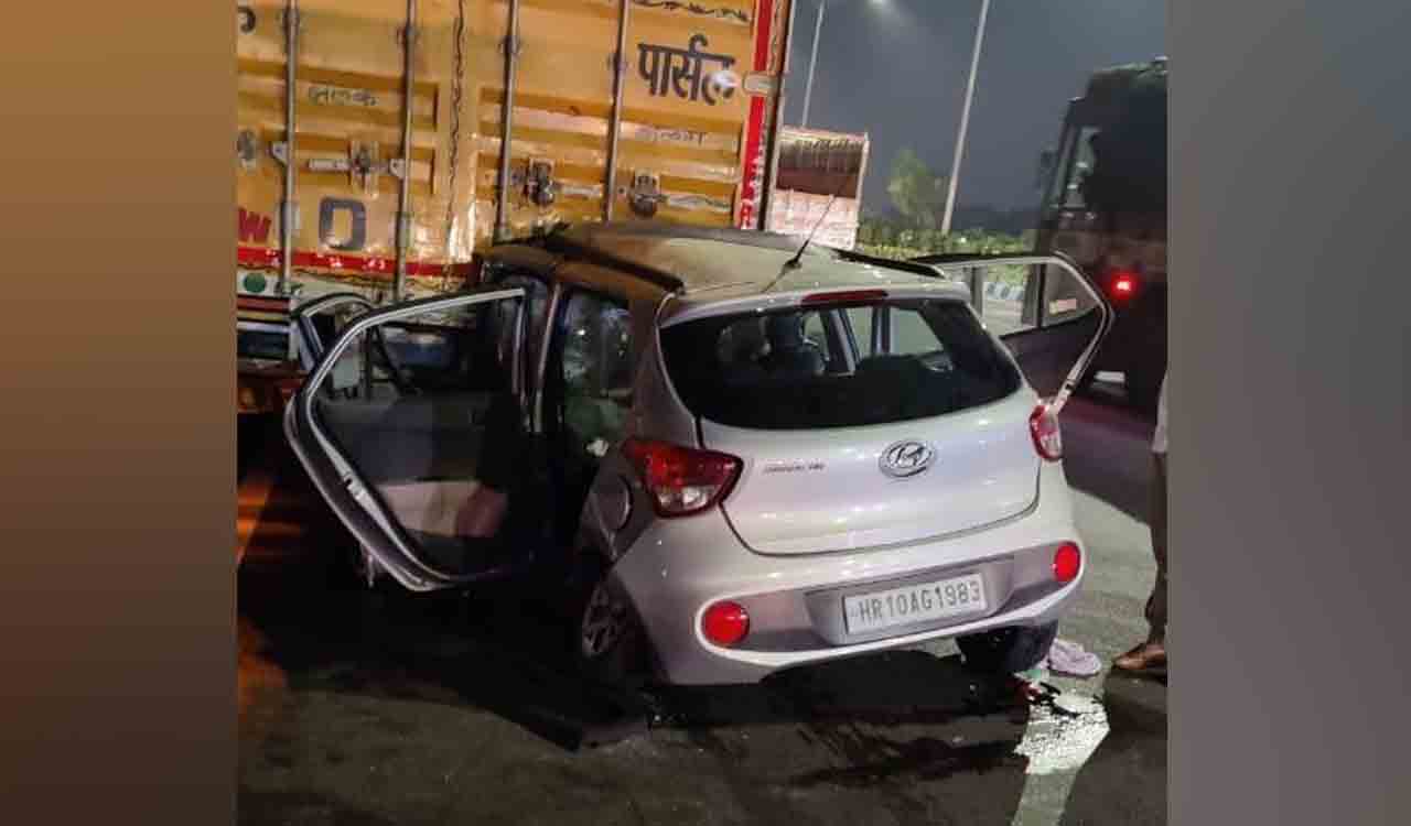 Hyderabad: Two Dead, Two Critical In ORR Road Accident-Telangana Today