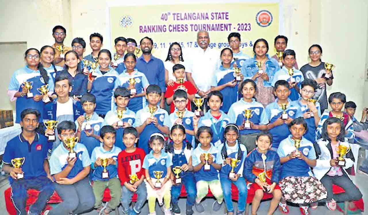 Puran clinches chess title