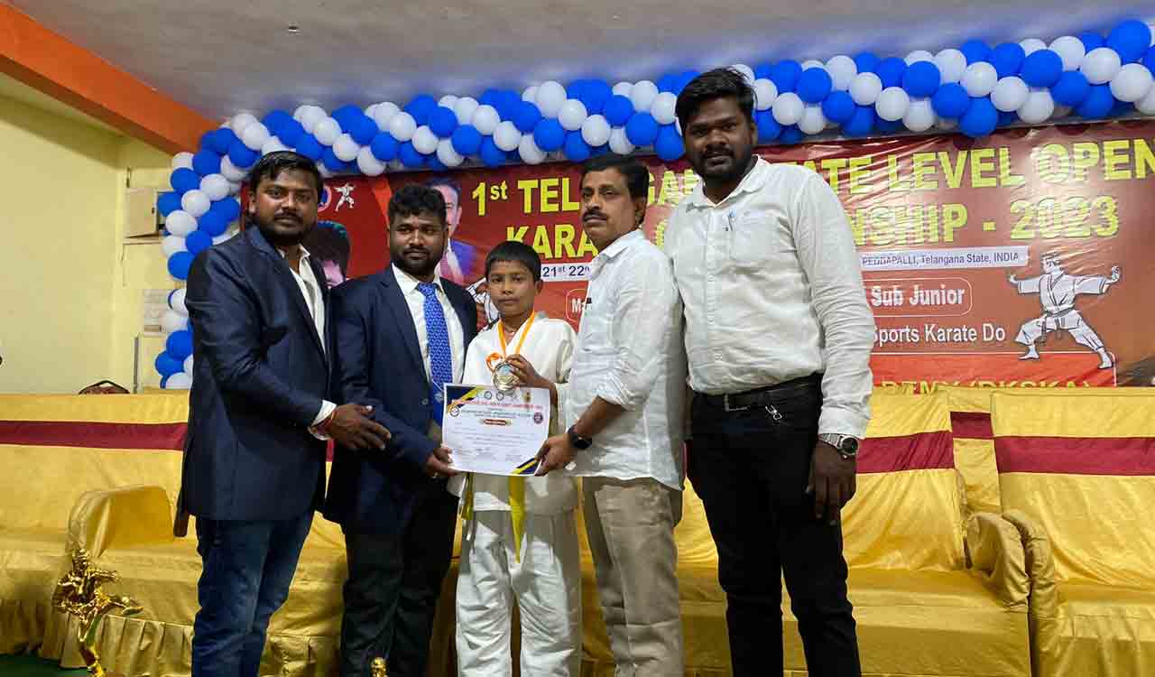 Hanamkonda: Anshit wins gold medal in State level karate competition
