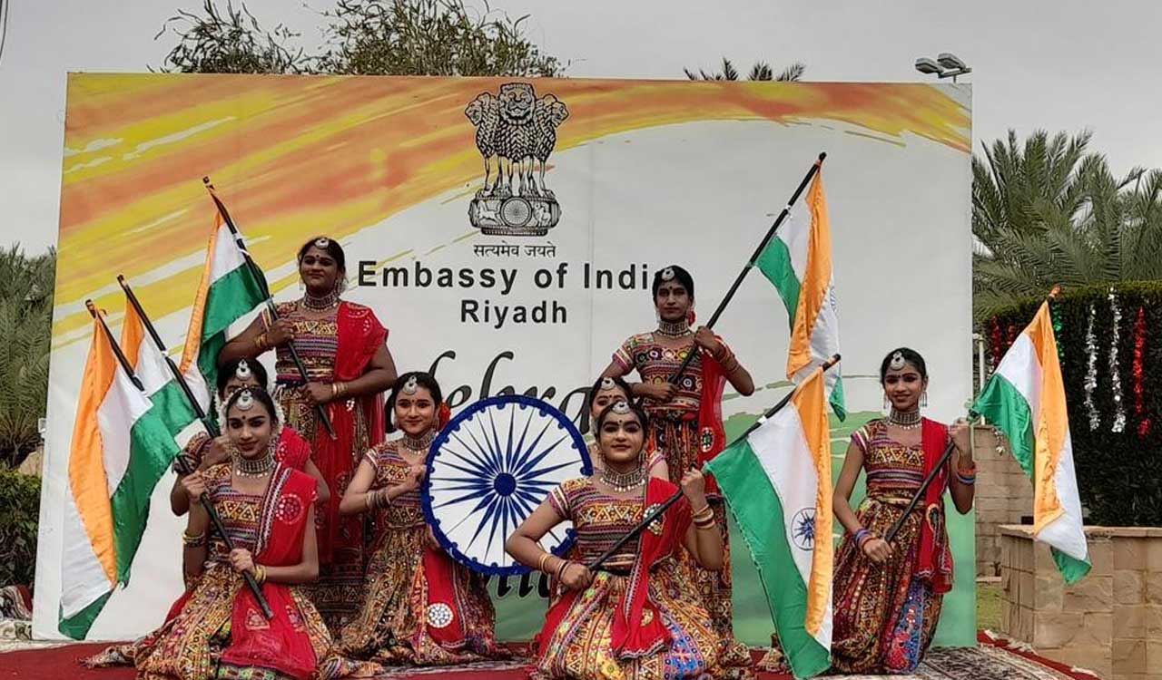 Republic Day celebrated with gaiety in Gulf