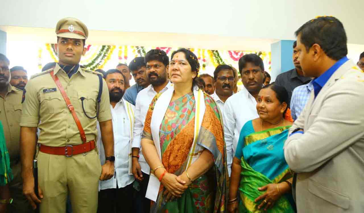 Mana Ooru-Mana Badi: Minister Satyavathi inaugurates school in Mulugu