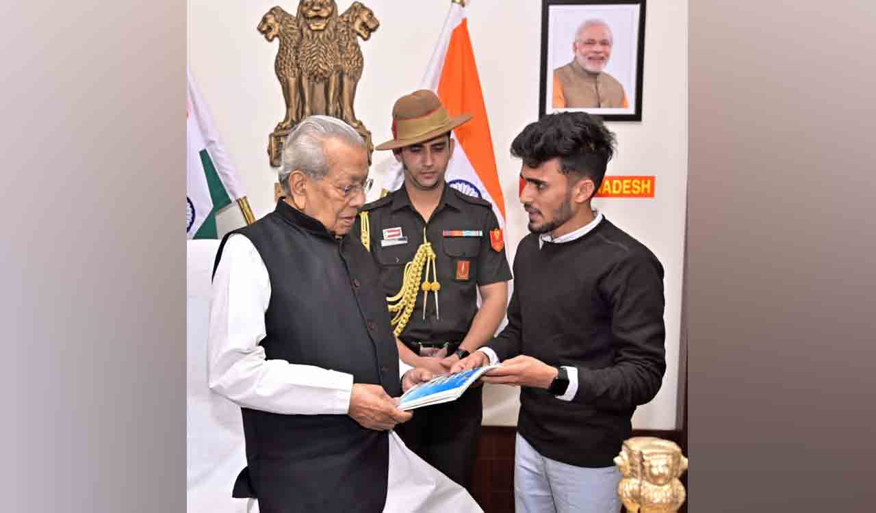 AP Governor congratulates mountaineer from Mahabubabad