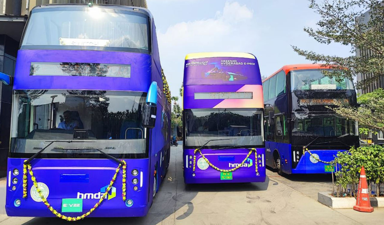 Double-decker buses in Hyderabad: Nostalgia hits old-timers