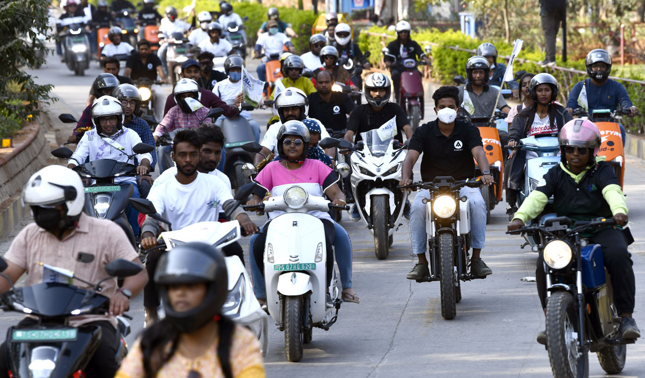 India’s largest EV rally flagged off in Hyderabad
