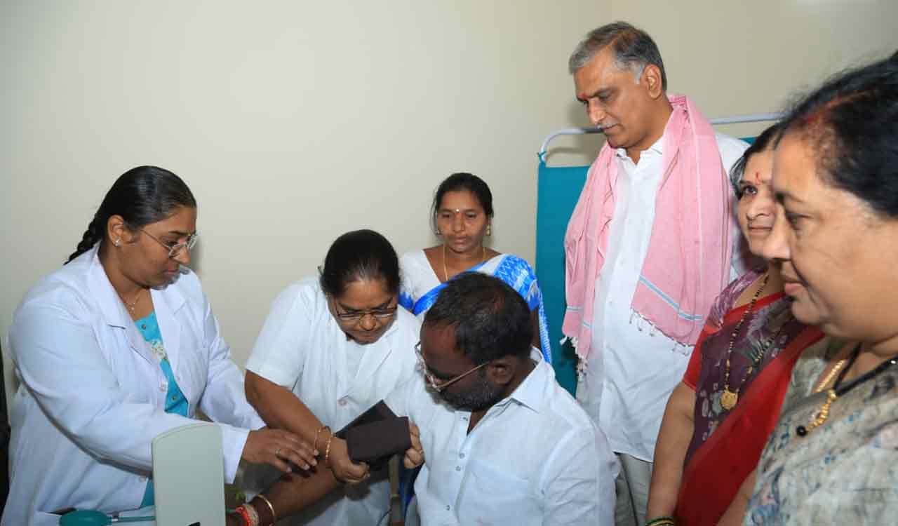 158 medicines, 133 diagnostic services offering at Basthi Dawakhanas: Harish Rao