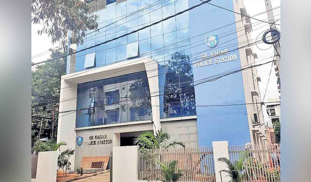 Junior artist allegedly gets cheated and raped approaches SR Nagar police