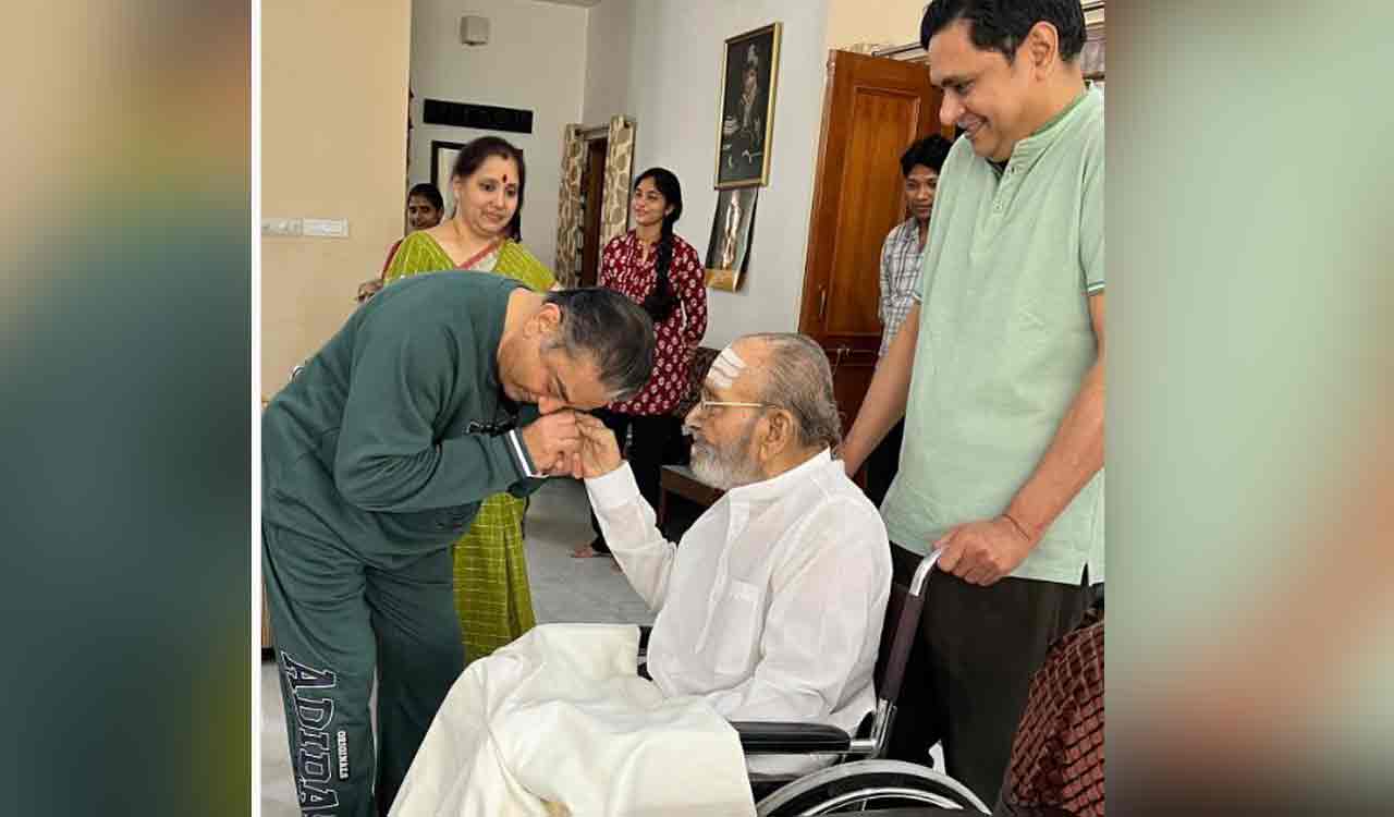 Kamal Haasan pays tribute to K Viswanath, says ‘his art will be celebrated beyond his lifetime’