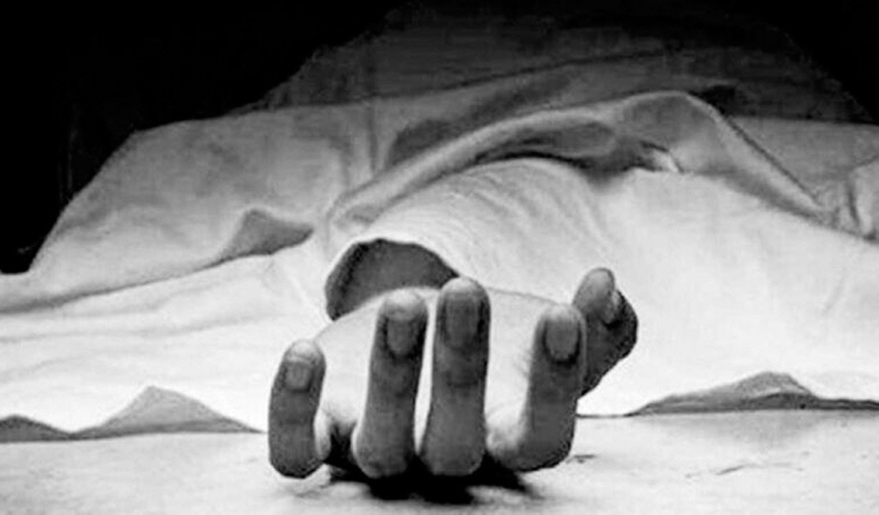 Loan app harassment: 18-year-old ends life in Khammam