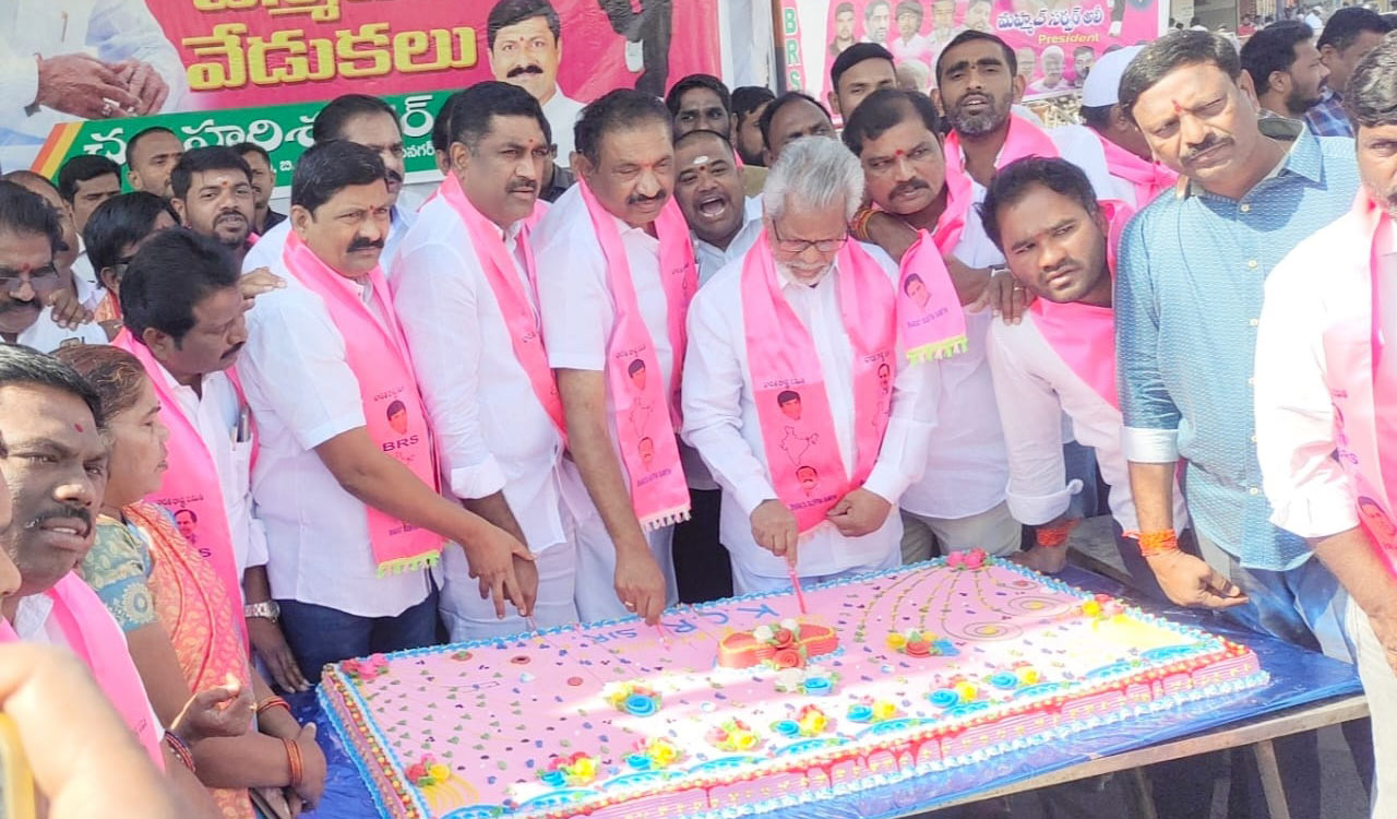 CM KCR’s birthday celebrated on grand scale in erstwhile Karimnagar