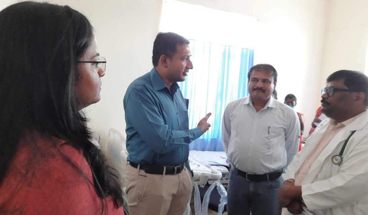 Medak Collector calls for better services to patients in government hospital