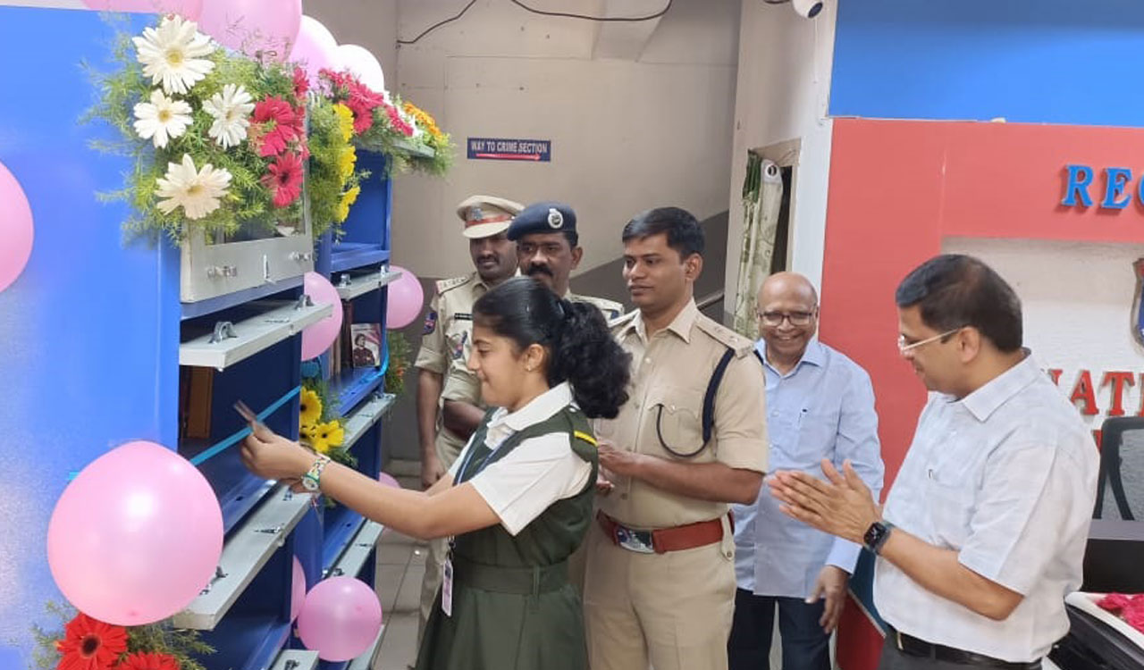 Hyderabad: Library set up at Sanathnagar police station on student’s request