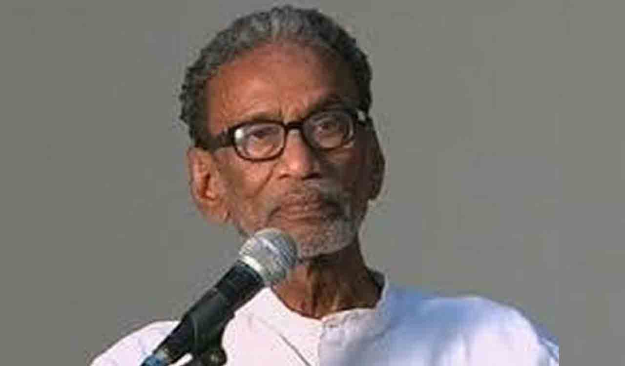 ‘LTTE chief Prabhakaran alive’, claims Tamil leader