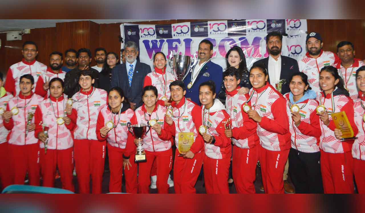 Jagan Mohan felicitates Indian handball team for winning Asian President’s Cup