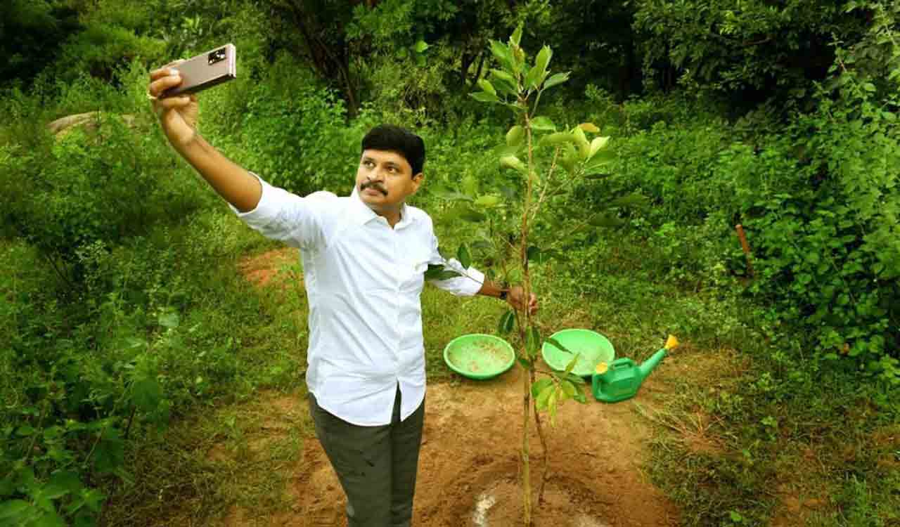Rajya Sabha MP Santosh Kumar announces adoption of 1000-acre forest land in Kondagattu