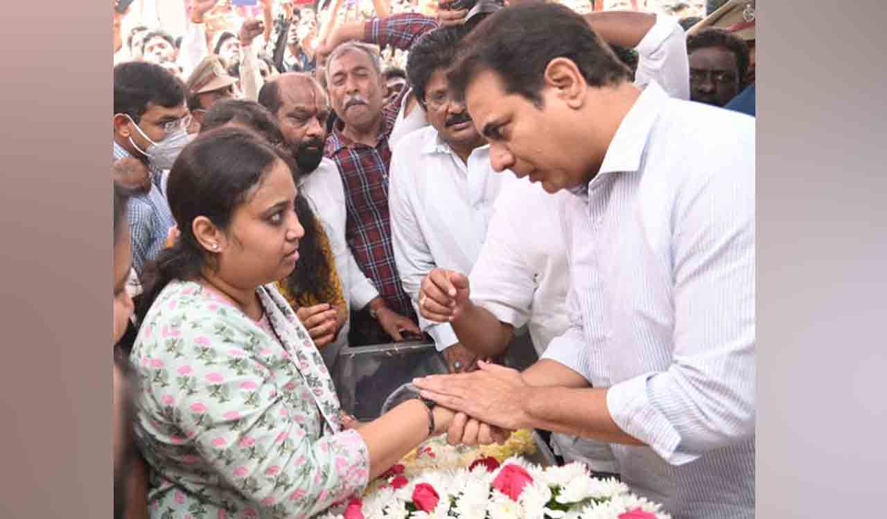 Secunderabad: Last rites of MLA G Sayanna performed