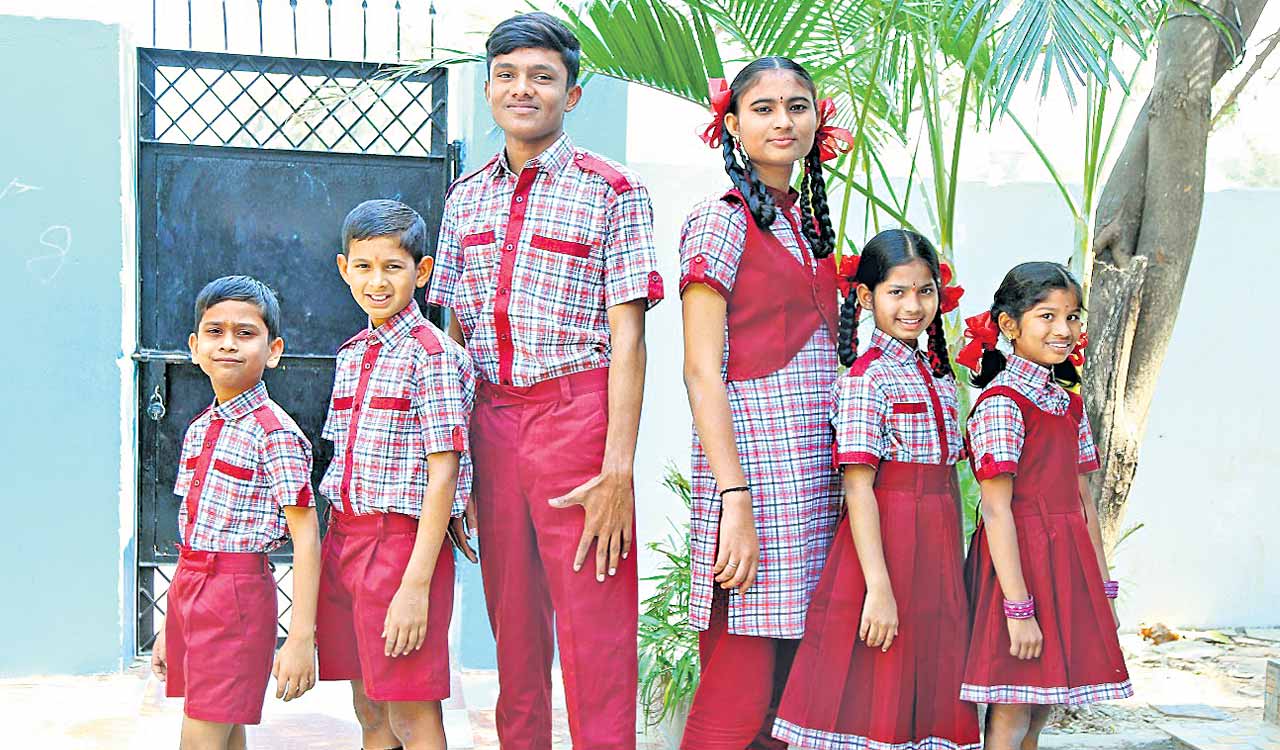 Telangana: Government School Students To Sport A New Look-Telangana Today