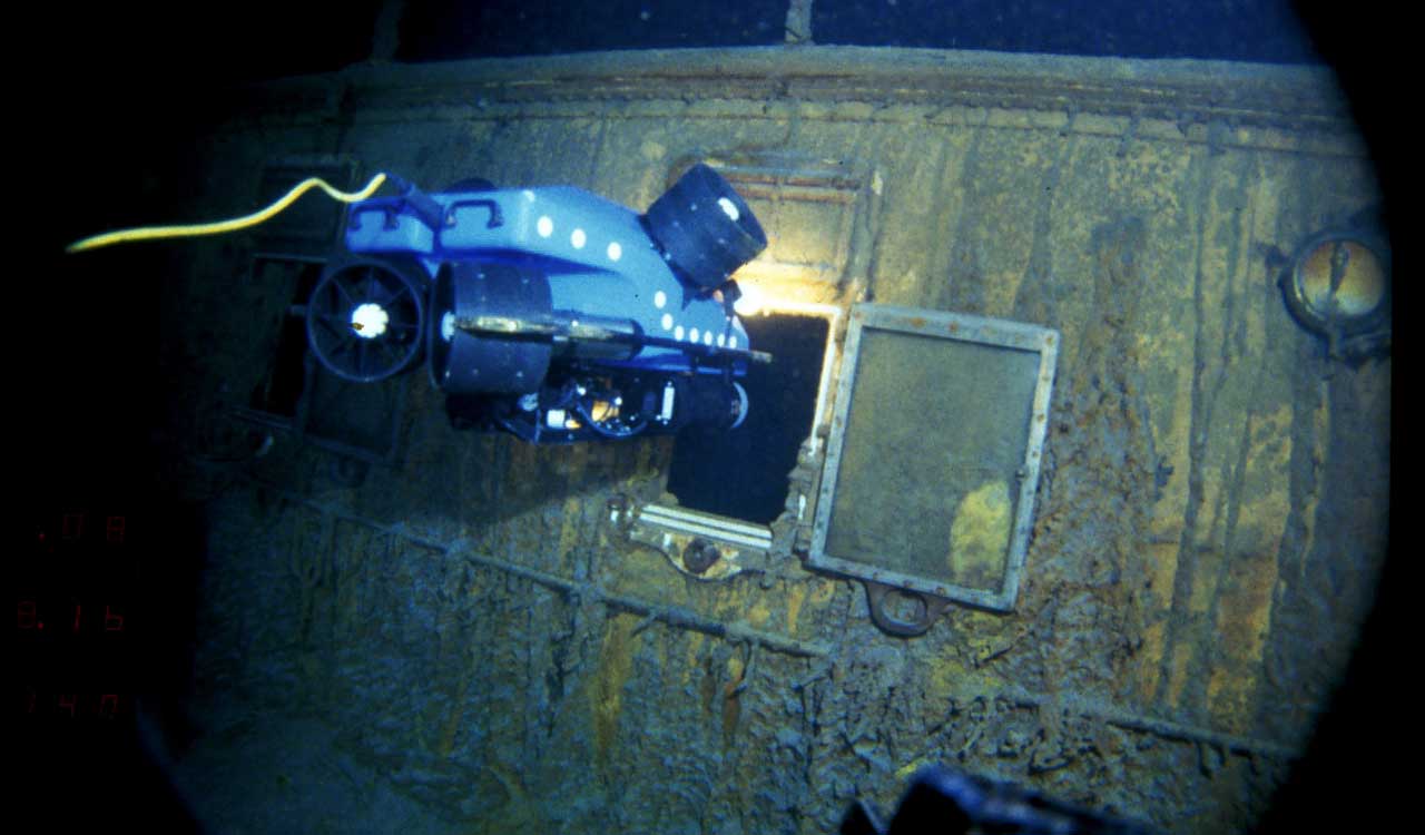 Rare video of 1986 dive in Titanic wreckage to be released