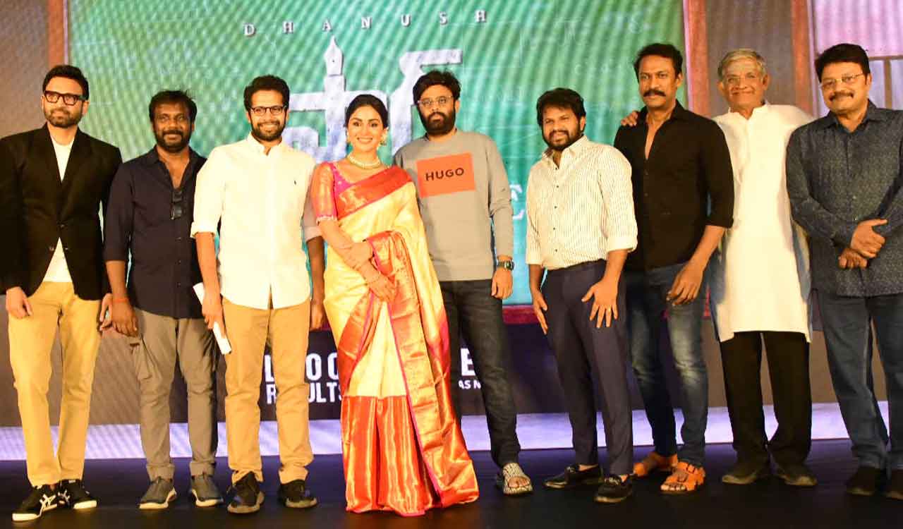 A gala, star-studded event marks the success meet of ‘Sir’