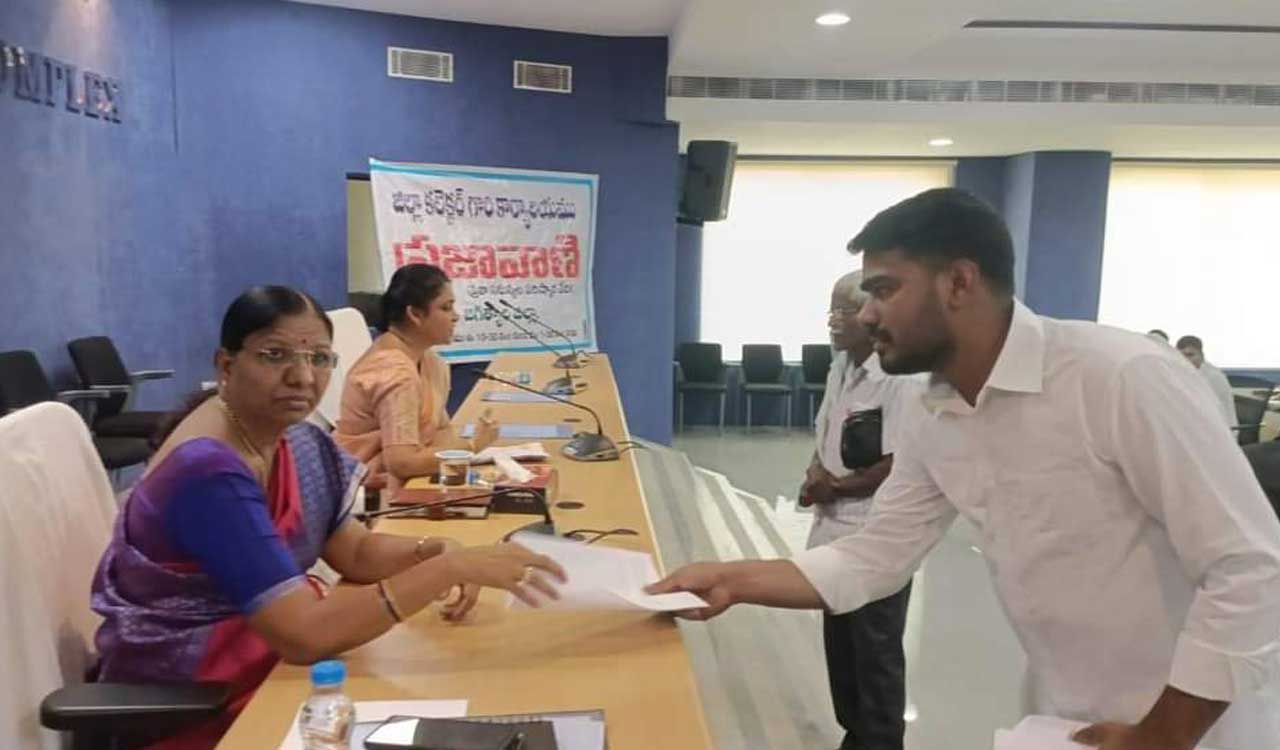 Beer lover enraged over sale of sub-standard beer in Jagtial, urges officials to ensure sale of branded beer