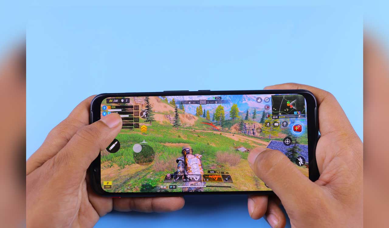 Barred from playing games on phone, teen kills self