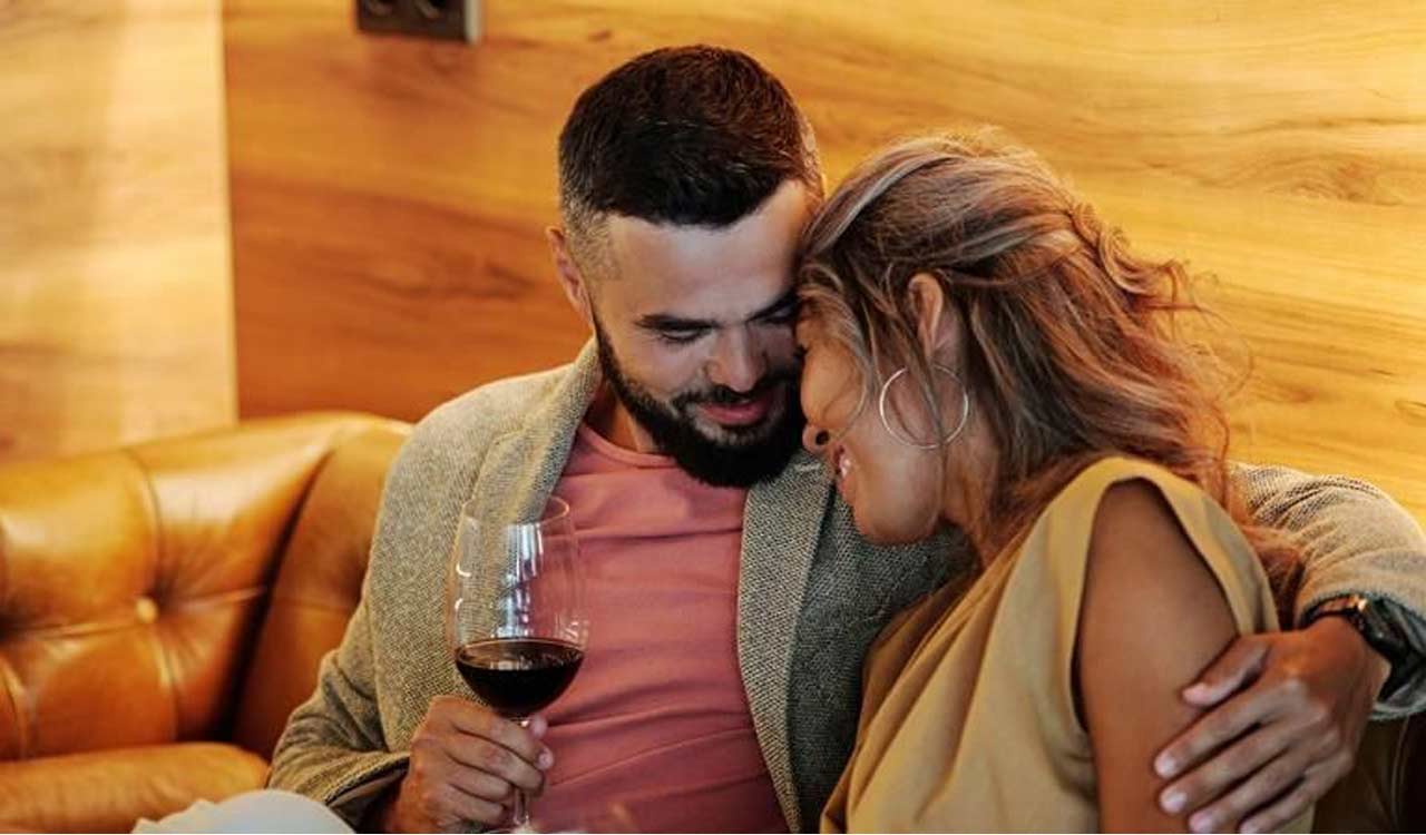 23 words that describe dating in 2023