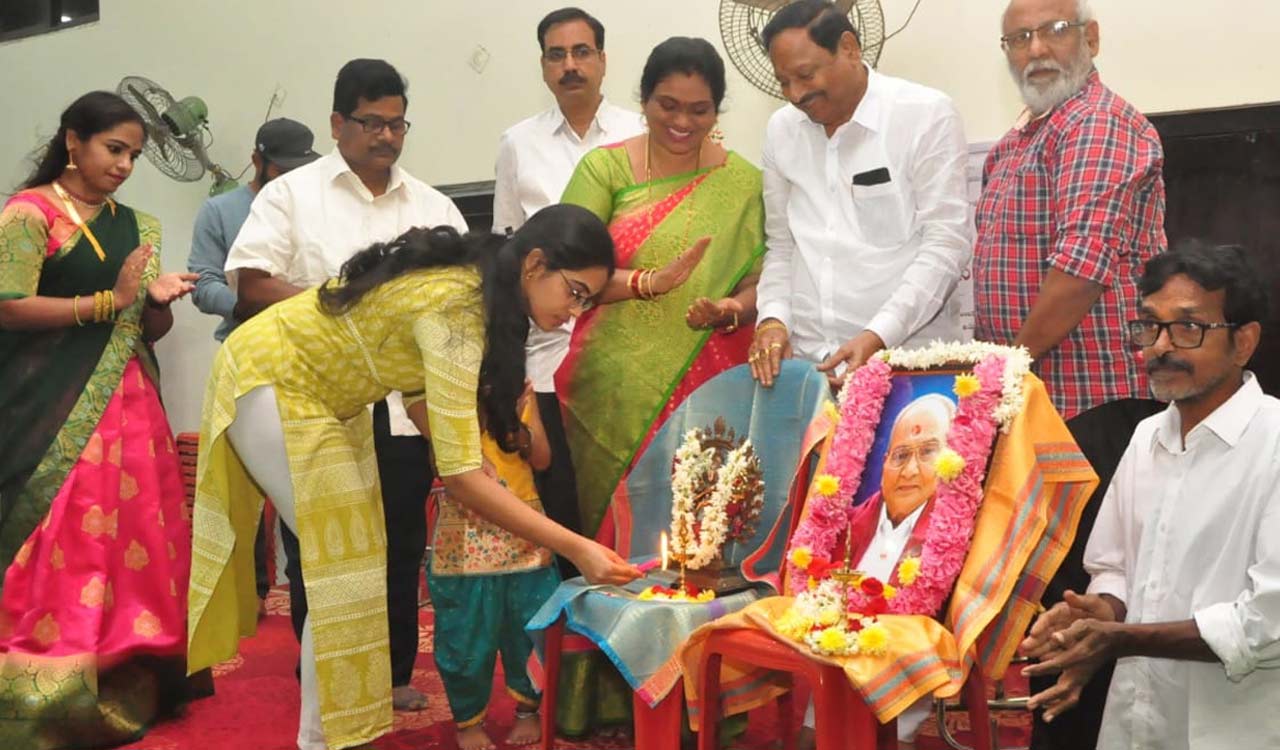 ‘Viswanath a greatest auteur in Telugu cinema’