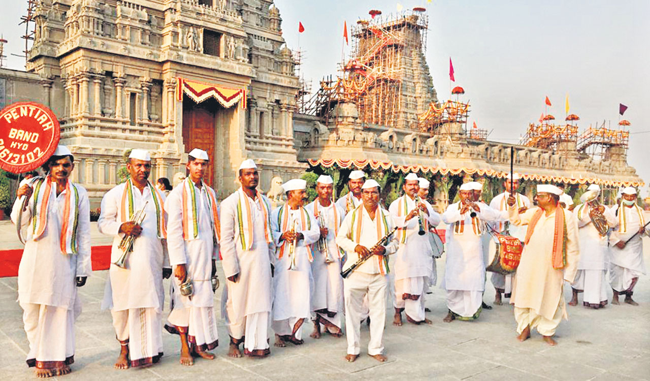 Decades on, hitting the right notes!