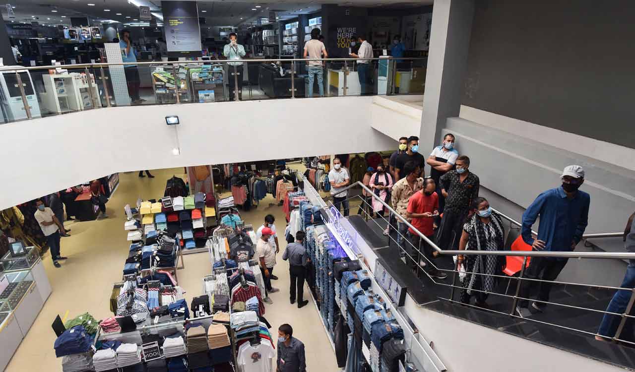 Fashion, apparel take 51 percent share of retail leasing in Hyderabad