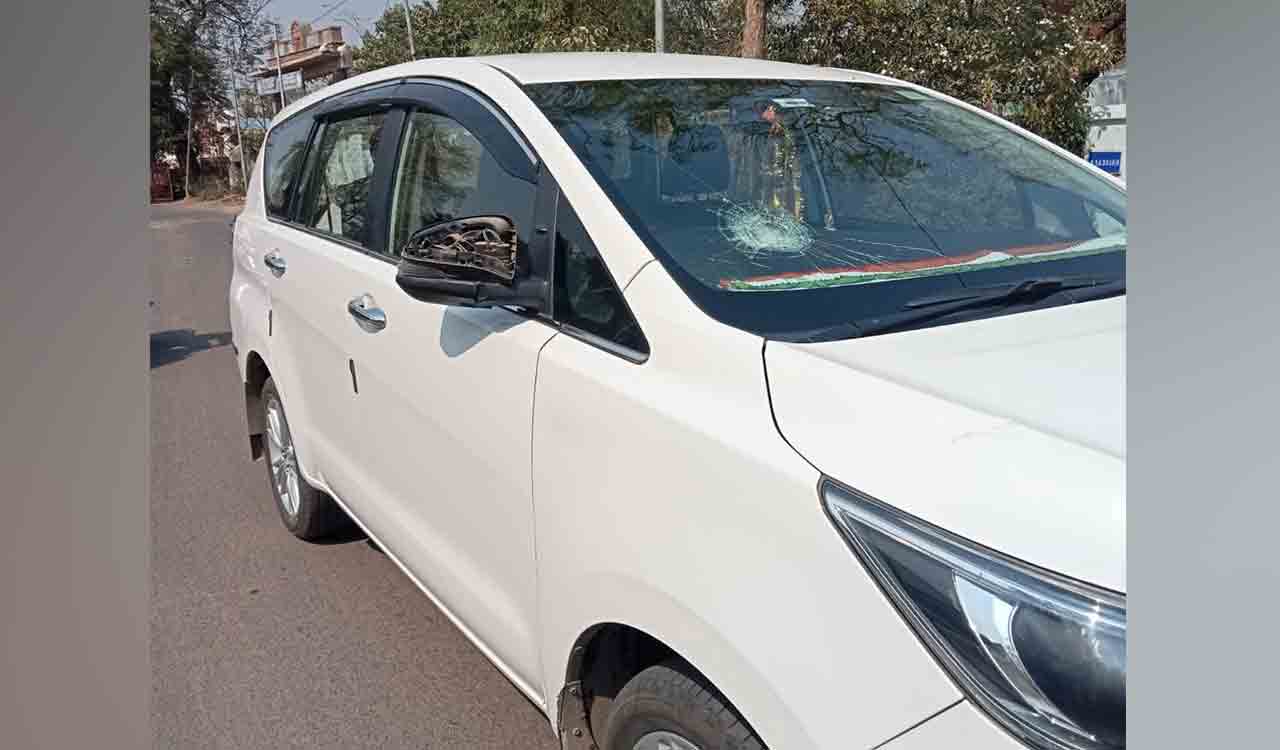 Congress workers clash in Mancherial