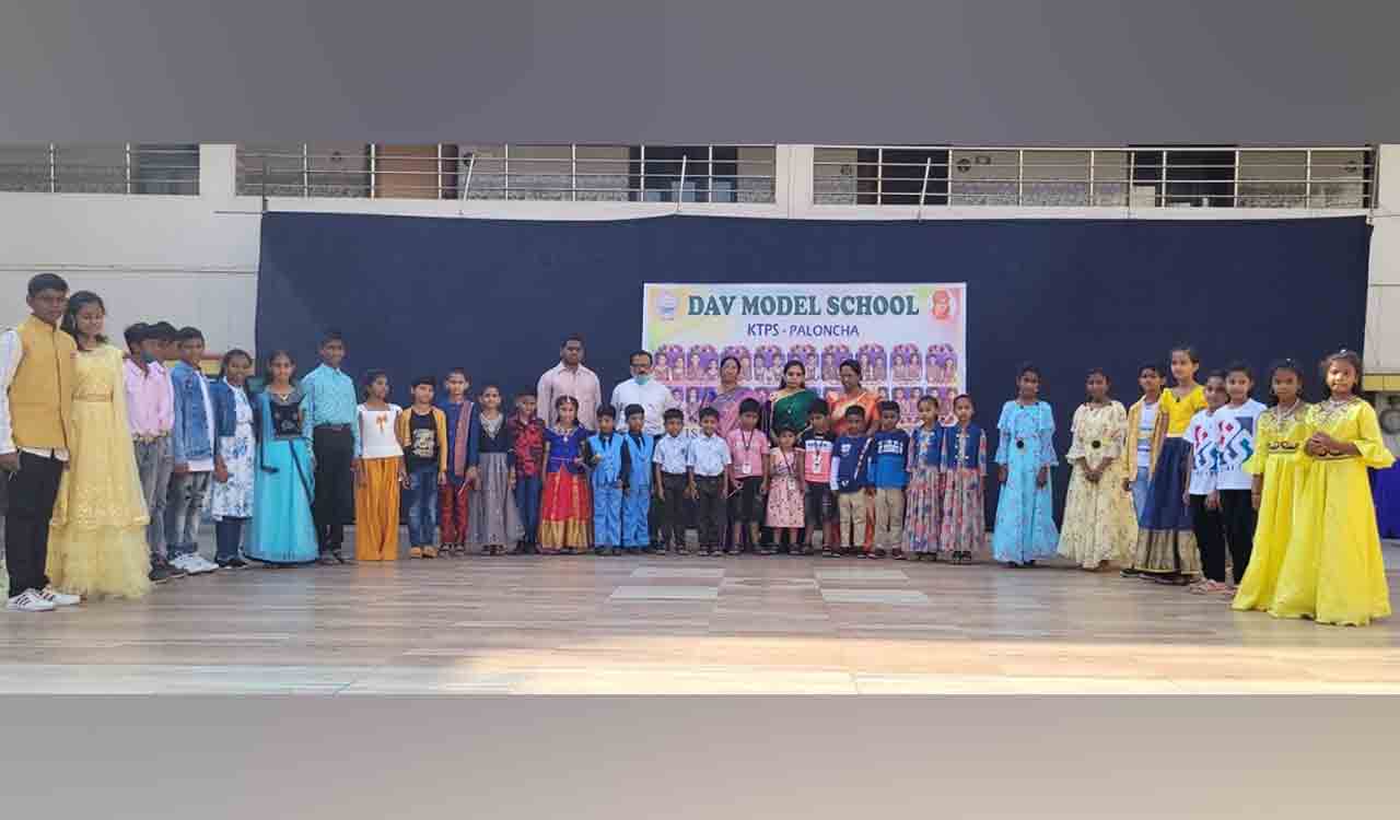 Kothagudem: Twins Day celebrated at DAV Model School at Paloncha