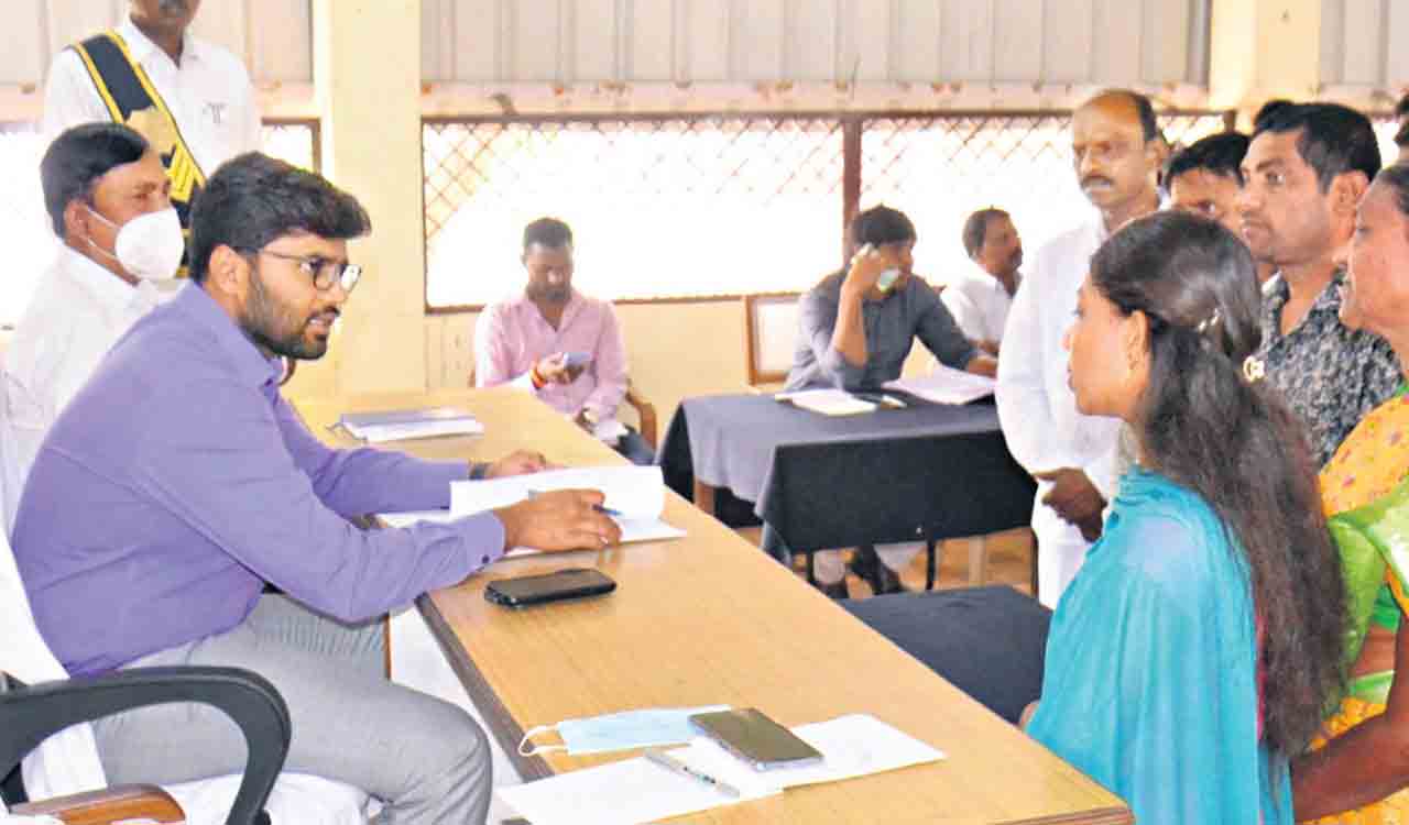 Podu lands: KCR rekindles hopes of tribals