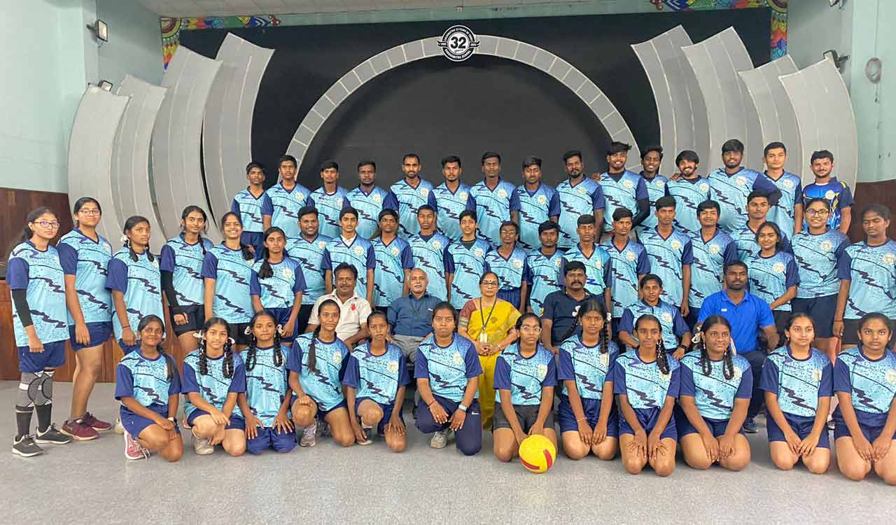 Dilip, Vaishnavi to lead Telangana throwball teams