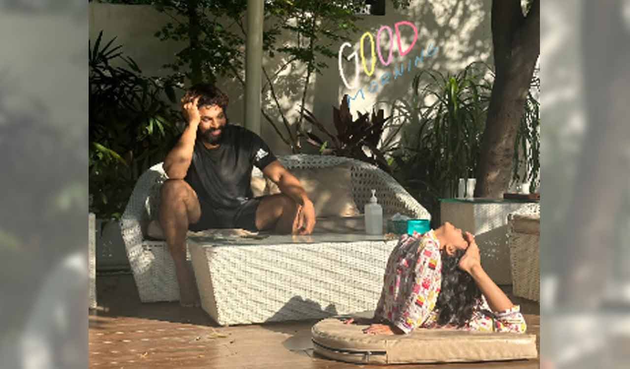 Allu Arjun is amazed as daughter Arha practices yoga, pics inside