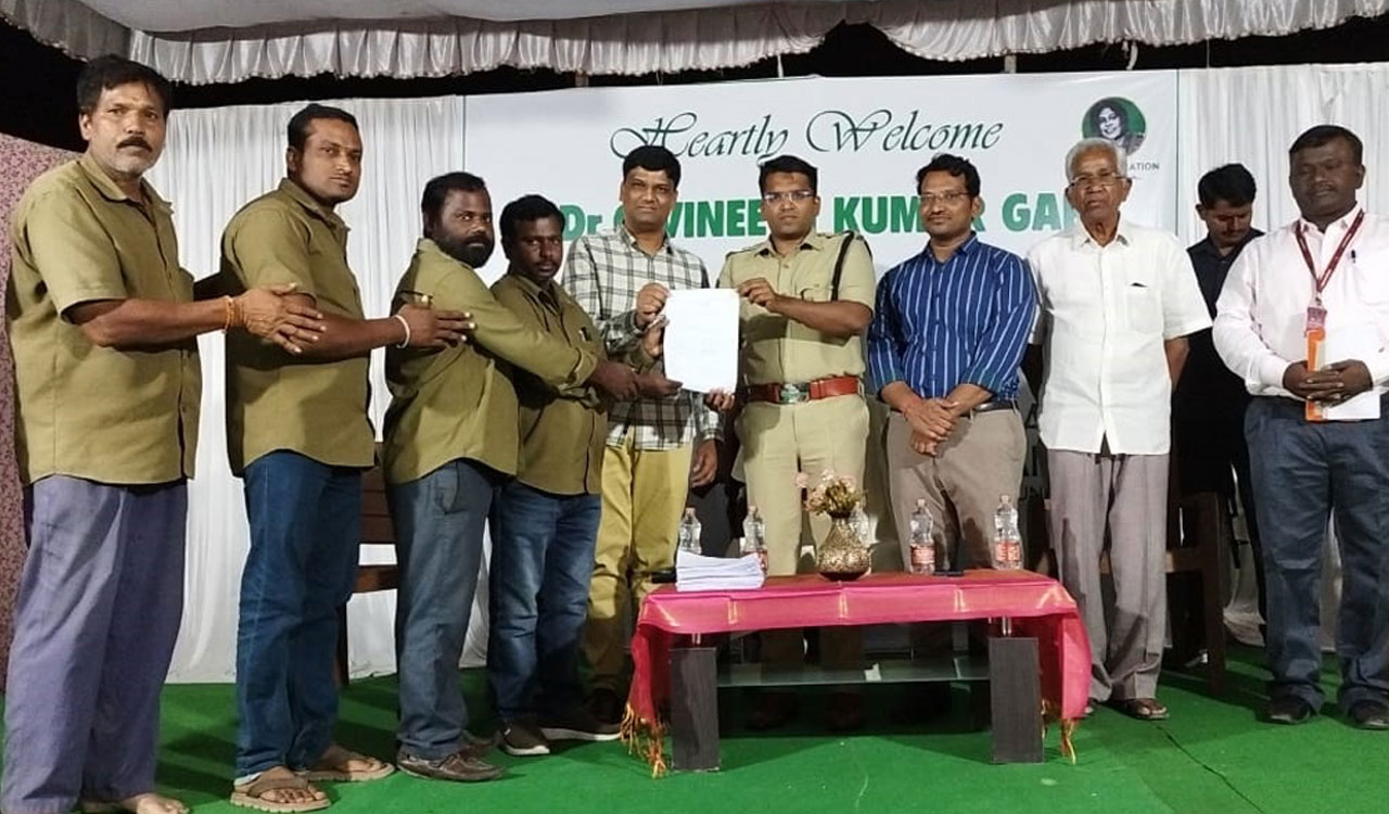 SGEF provides insurance to auto drivers in Kothagudem