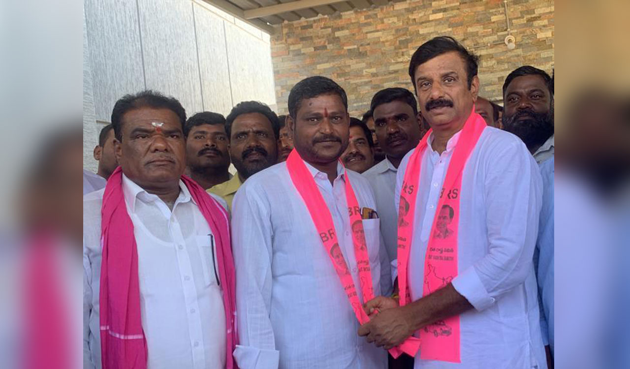 BJP Dalit Morcha general secretary joins BRS