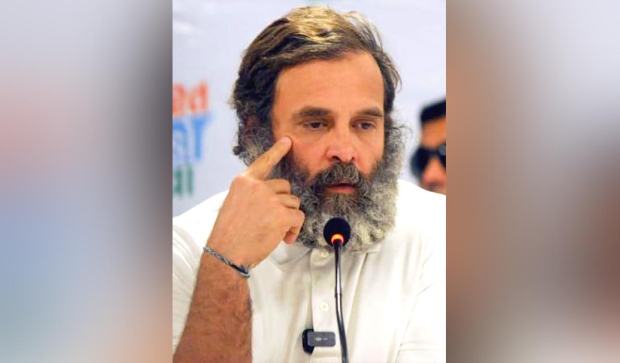 BJP getting rattled by series of lectures: Tharoor & Gogoi defend Rahul