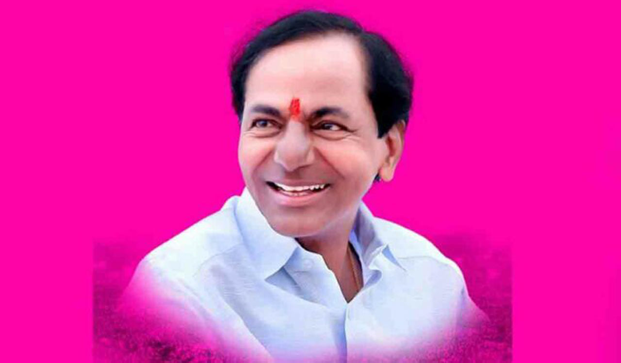 Holi 2023: CM KCR, Governor Tamilisai greet people