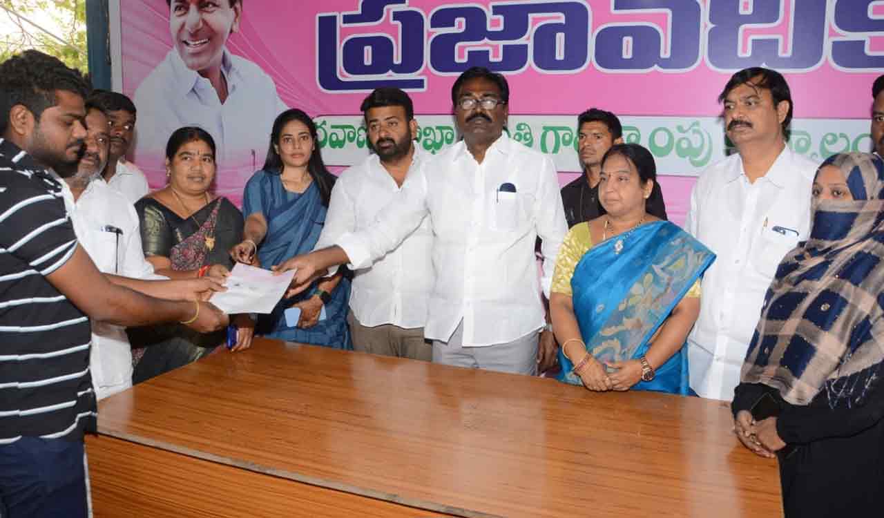 Minister Puvvada Ajay Kumar distributes CMRF cheques worth Rs 59.96 lakh in Khammam