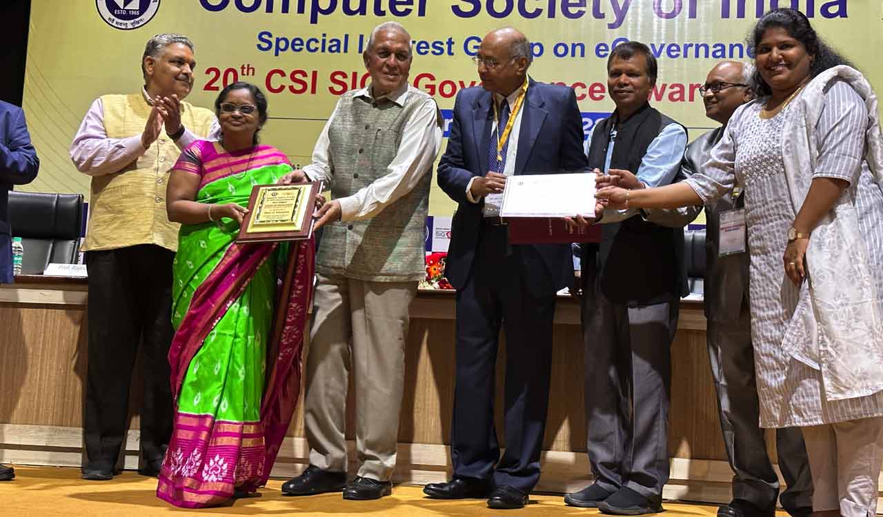 Telangana wins Award of Excellence for Emerging Technologies for eGovernance